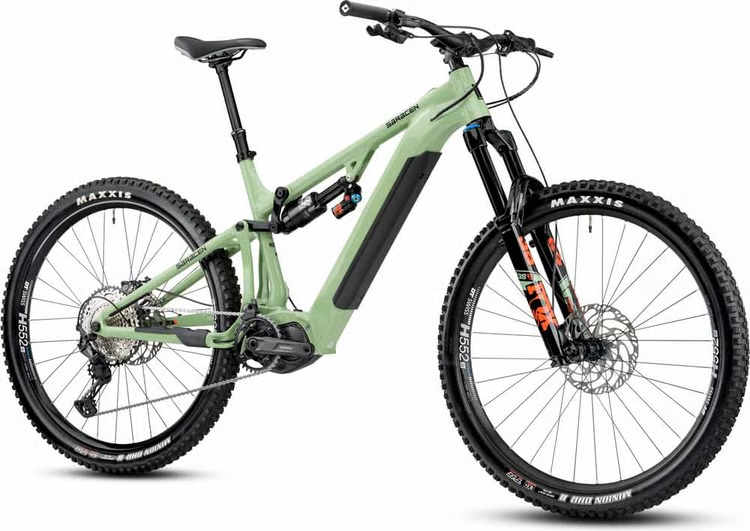 VTT électrique vert proposé à la location